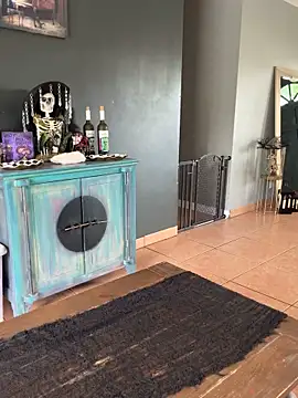 lovely beast online show from October 7, 3:53 pm