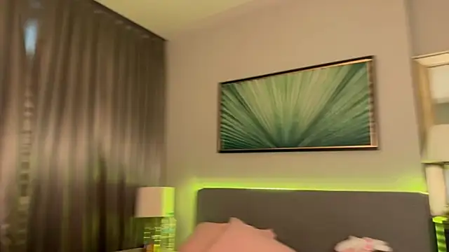  nitro emily  online show from March 14, 3:23 am