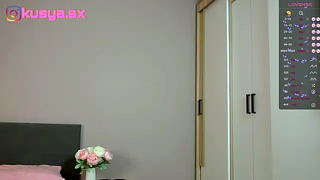 Snapshot of KusyaSex chatting on December 18, 9:08 pm KusyaSex online show from December 18, 9:08 pm