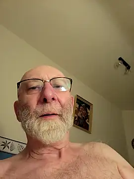 briochin online show from February 16, 9:33 pm