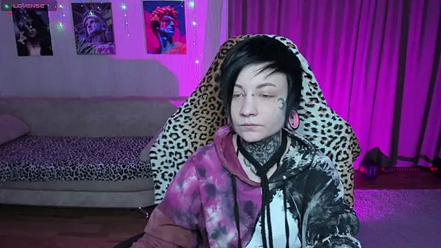 Snapshot of acid_trip1l chatting on February 15, 7:28 pm acid trip1l online show from February 15, 7:28 pm