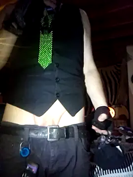 N8daMac online show from February 8, 3:42 pm