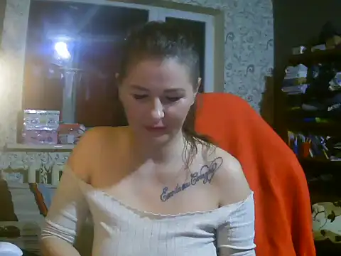 Snapshot of Valerivv chatting on May 18, 8:03 pm Valerivv online show from May 18, 8:03 pm