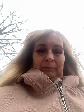 Snapshot of Irina2909@xh chatting on March 19, 1:37 pm Irina2909xh online show from March 19, 1:37 pm