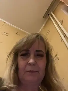 Snapshot of Irina2909@xh chatting on March 29, 10:32 pm Irina2909xh online show from March 29, 10:32 pm