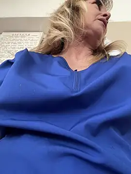 Snapshot of Irina2909@xh chatting on March 30, 10:38 am Irina2909xh online show from March 30, 10:38 am