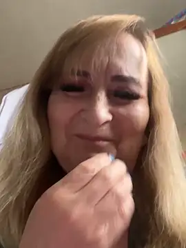 Snapshot of Irina2909@xh chatting on April 4, 9:29 am Irina2909xh online show from April 4, 9:29 am