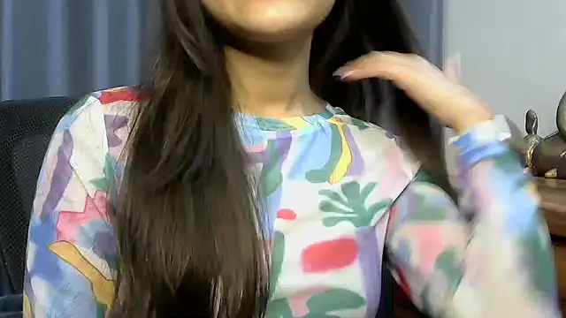 Snapshot of selen_5 chatting on February 10, 6:56 pm selen 5 online show from February 10, 6:56 pm