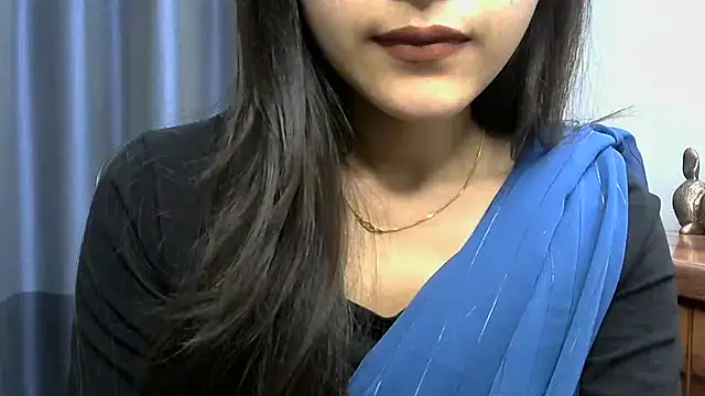 Snapshot of selen_5 chatting on February 15, 7:17 pm selen 5 online show from February 15, 7:17 pm