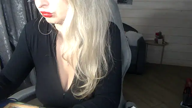 Snapshot of RubiLakros chatting on September 11, 8:53 pm RubiLakros online show from September 11, 8:53 pm