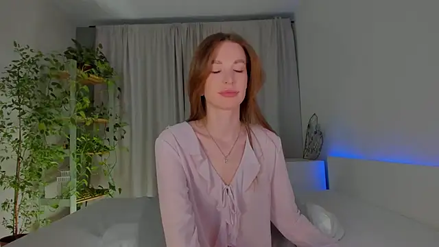 Snapshot of Masha_01 chatting on September 29, 2:22 pm Masha 01 online show from September 29, 2:22 pm