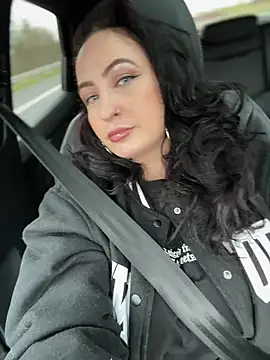 Snapshot of itsCassie chatting on January 26, 2:19 pm itsCassie online show from January 26, 2:19 pm