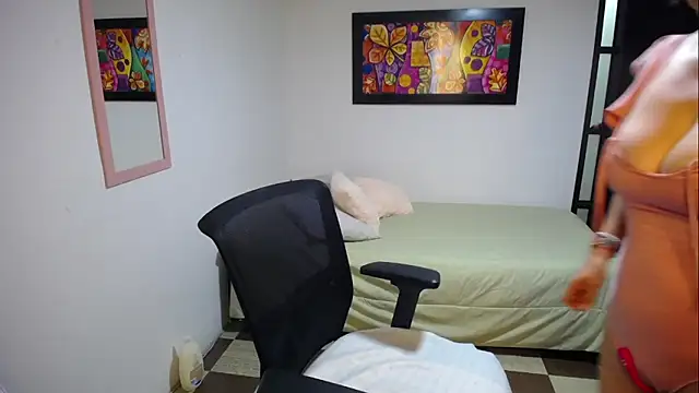 Sofi 5249  online show from November 8, 3:07 am