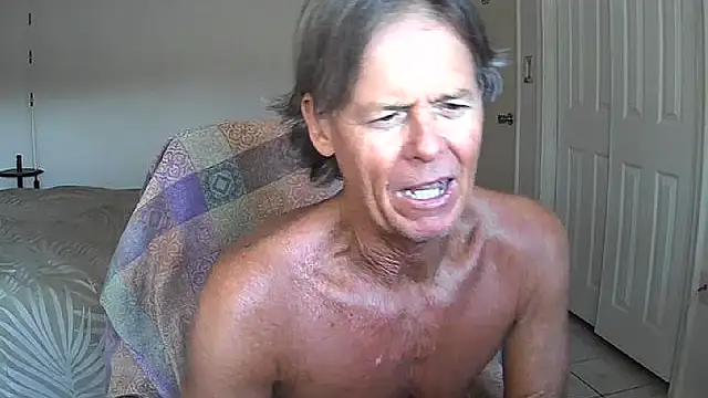 nakeedcowboi65 online show from May 16, 12:18 am