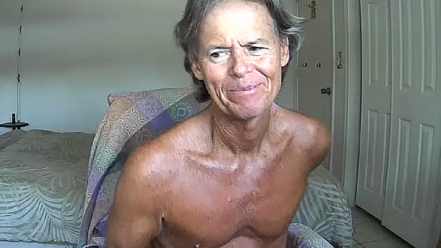 nakeedcowboi65 online show from May 27, 9:23 pm