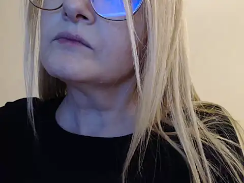 Snapshot of Tathiana chatting on March 2, 1:41 am Tathiana online show from March 2, 1:41 am