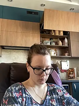 AngelaWhiti online show from April 15, 8:54 am