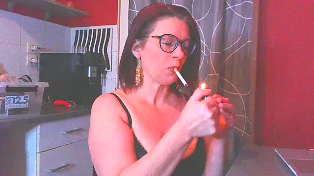 jennylovence online show from February 15, 1:05 pm