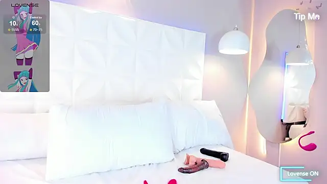 Snapshot of Alexis_camX chatting on February 8, 2:49 pm Alexis camX online show from February 8, 2:49 pm
