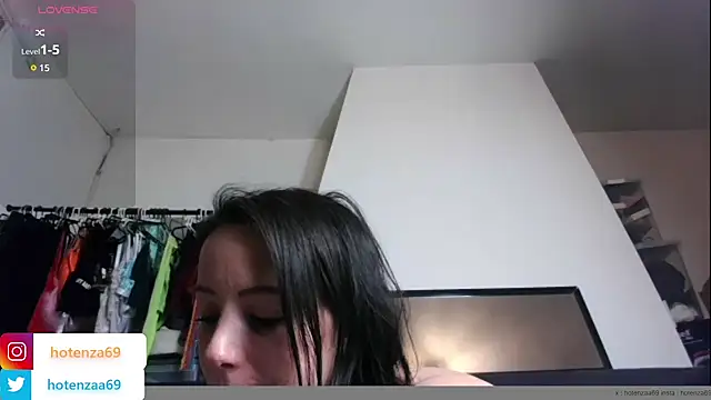 Hotenza69 online show from March 3, 9:37 pm