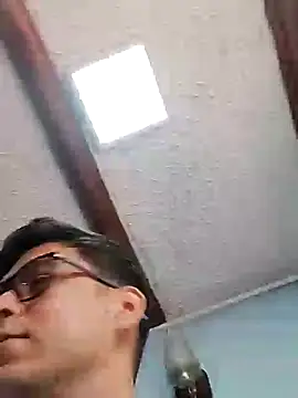 Snapshot of Business_dickkk chatting on December 3, 7:44 pm Business dickkk online show from December 3, 7:44 pm