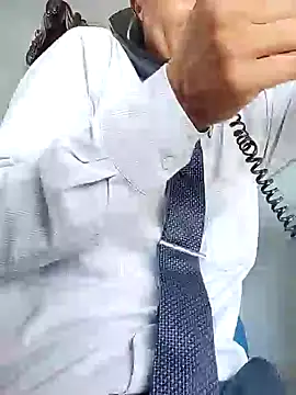 Snapshot of Business_dickkk chatting on December 11, 4:53 pm Business dickkk online show from December 11, 4:53 pm
