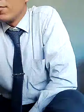 Snapshot of Business_dickkk chatting on December 11, 8:39 pm Business dickkk online show from December 11, 8:39 pm