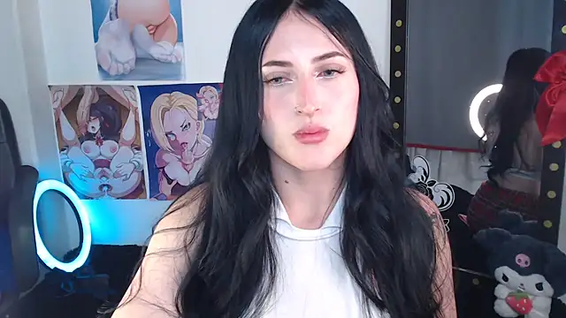 Snapshot of Evelyn_Sheeran chatting on July 12, 4:36 am Evelyn Sheeran online show from July 12, 4:36 am