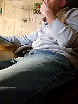 Snapshot of verylargecock chatting on February 13, 5:31 pm verylargecock online show from February 13, 5:31 pm