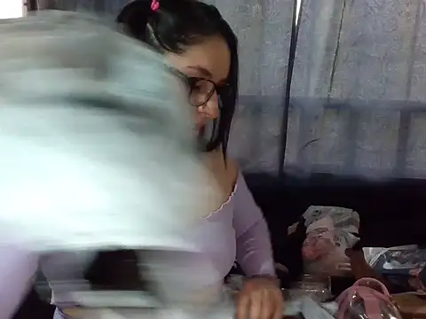 sara 110323 online show from September 23, 7:06 pm