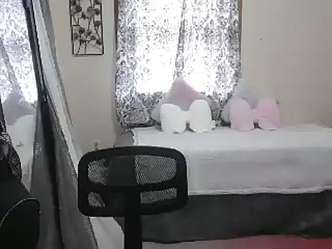 AshleyRain online show from December 4, 3:43 pm