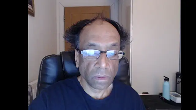 rauncher1 online show from May 15, 8:32 am