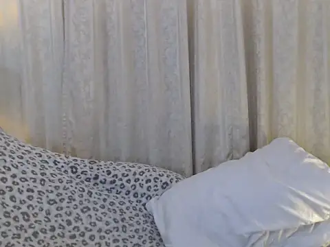 Snapshot of nareethai chatting on March 1, 8:13 am nareethai online show from March 1, 8:13 am