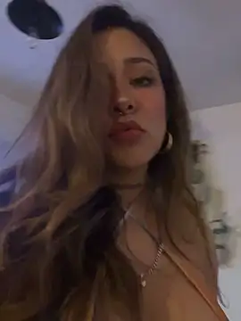 LilEuphoria online show from April 22, 4:37 am