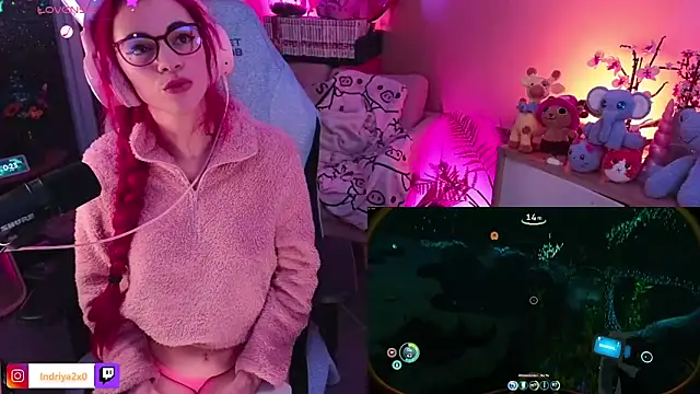 Snapshot of Indriya2x0 chatting on December 4, 11:24 pm Indriya2x0 online show from December 4, 11:24 pm