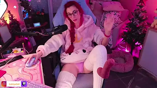 Snapshot of Indriya2x0 chatting on December 18, 8:03 pm Indriya2x0 online show from December 18, 8:03 pm