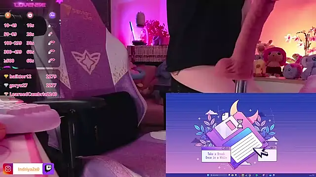 Snapshot of Indriya2x0 chatting on January 9, 8:44 pm Indriya2x0 online show from January 9, 8:44 pm