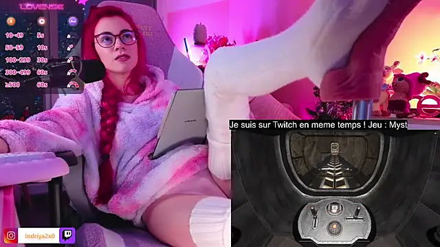 Snapshot of Indriya2x0 chatting on January 23, 12:35 am Indriya2x0 online show from January 23, 12:35 am