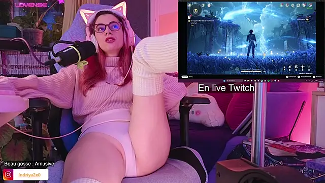 Snapshot of Indriya2x0 chatting on November 25, 9:04 pm Indriya2x0 online show from November 25, 9:04 pm