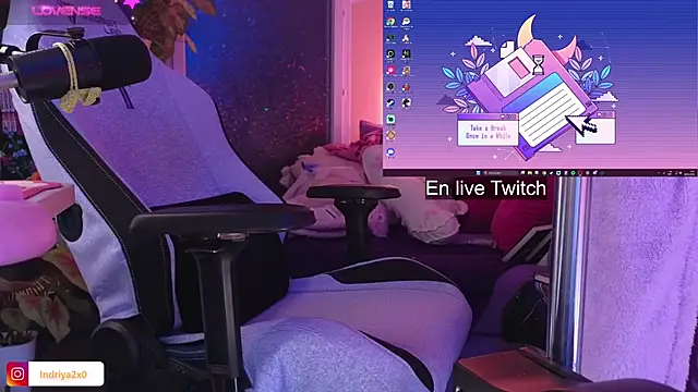 Snapshot of Indriya2x0 chatting on November 28, 8:55 pm Indriya2x0 online show from November 28, 8:55 pm