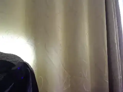 Snapshot of dove_mature chatting on February 12, 4:12 am dove mature online show from February 12, 4:12 am