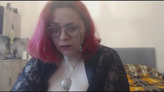 Snapshot of BoobliciousNat chatting on October 3, 4:37 pm BoobliciousNat online show from October 3, 4:37 pm