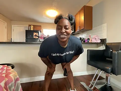 Snapshot of ChocolateTingz chatting on March 9, 6:01 pm ChocolateTingz online show from March 9, 6:01 pm