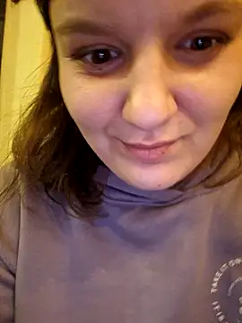 Snapshot of Cutegirlforyou chatting on February 7, 10:19 am Cutegirlforyou online show from February 7, 10:19 am