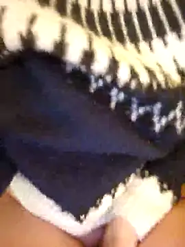 Snapshot of Cutegirlforyou chatting on March 6, 7:25 am Cutegirlforyou online show from March 6, 7:25 am