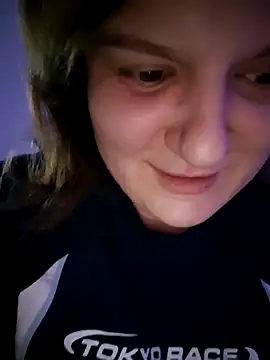 Snapshot of Cutegirlforyou chatting on February 3, 9:47 am Cutegirlforyou online show from February 3, 9:47 am