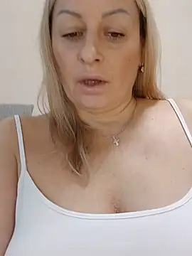 Liana MilfHot online show from September 14, 1:38 am