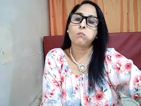 Indiankushy online show from October 16, 4:52 pm