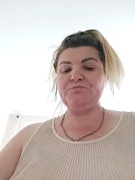 Snapshot of VeronikaBless chatting on September 26, 1:59 pm VeronikaBless online show from September 26, 1:59 pm