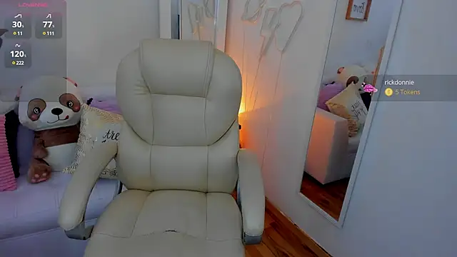 zobe love online show from January 22, 4:44 pm